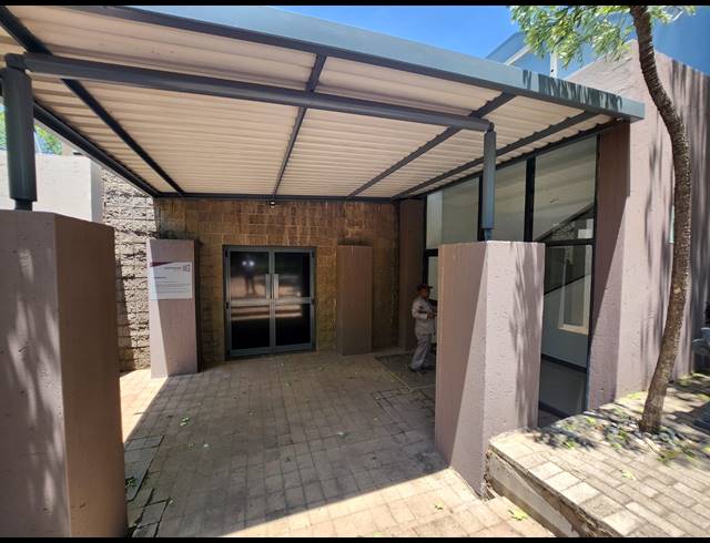 484M² OFFICE TO LET IN RANDJESPARK